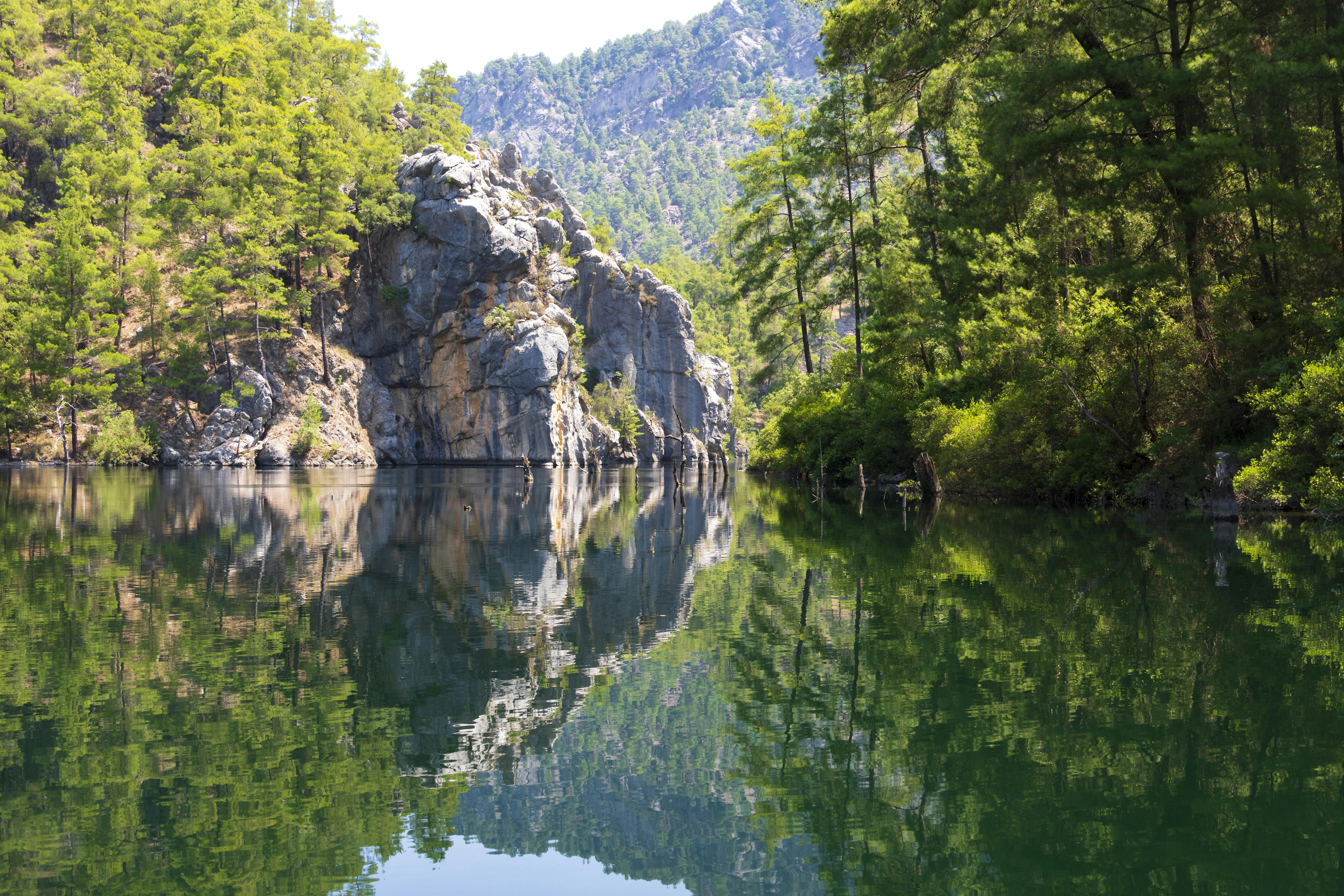 Lake Karacaoren & Bazaar Tour