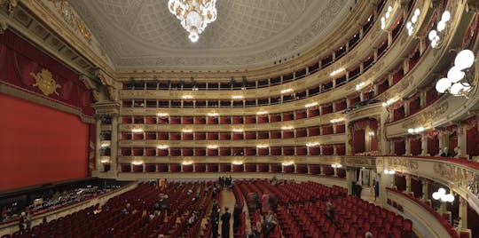 Excursão privada ao Teatro alla Scala e Igreja de San Fedele