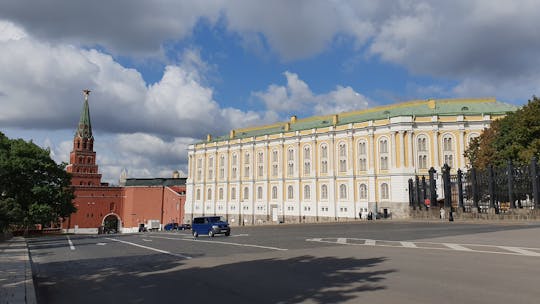 Armoury chamber audio guided tour with Alexandrovsky garden