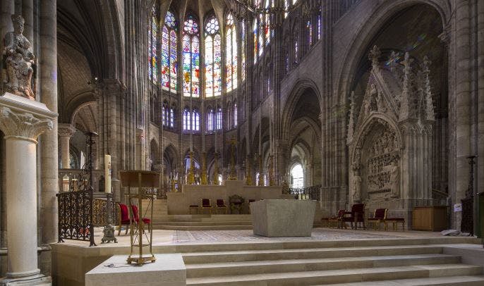 Basilique de Saint-Denis, chœur © Pascal Lemaître  Dist. Centre des monuments nationaux_0079.jpg