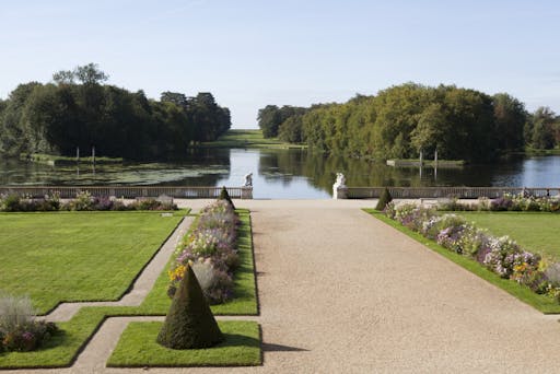 Chateau de Rambouillet, canal © Laurent Gueneau  Centre des monuments nationaux .jpg