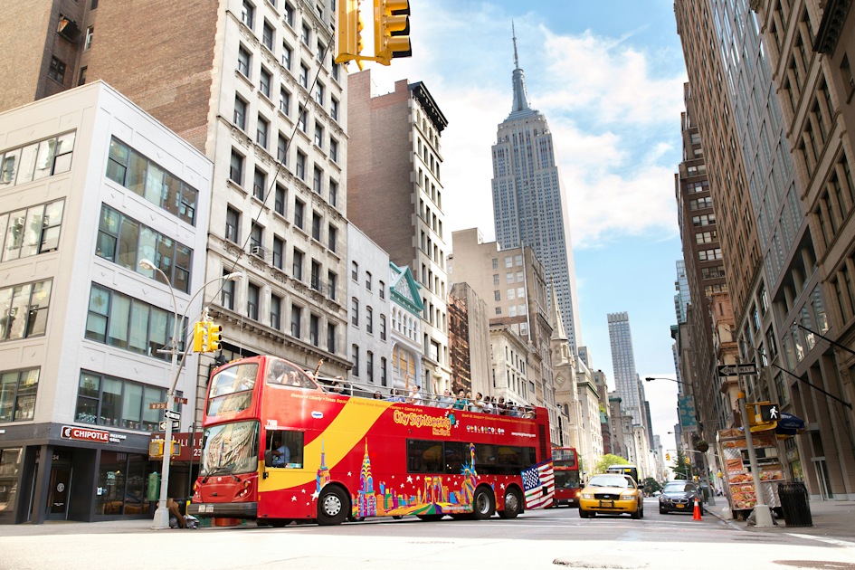 Hop-on-hop-off bus tour of Uptown and Downtown New York | musement