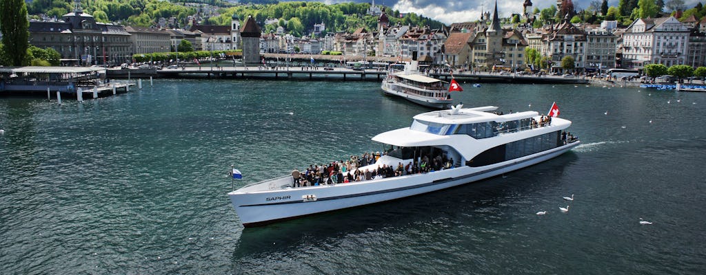 Croisière dans la baie de Lucerne sur le yacht panoramique Saphir