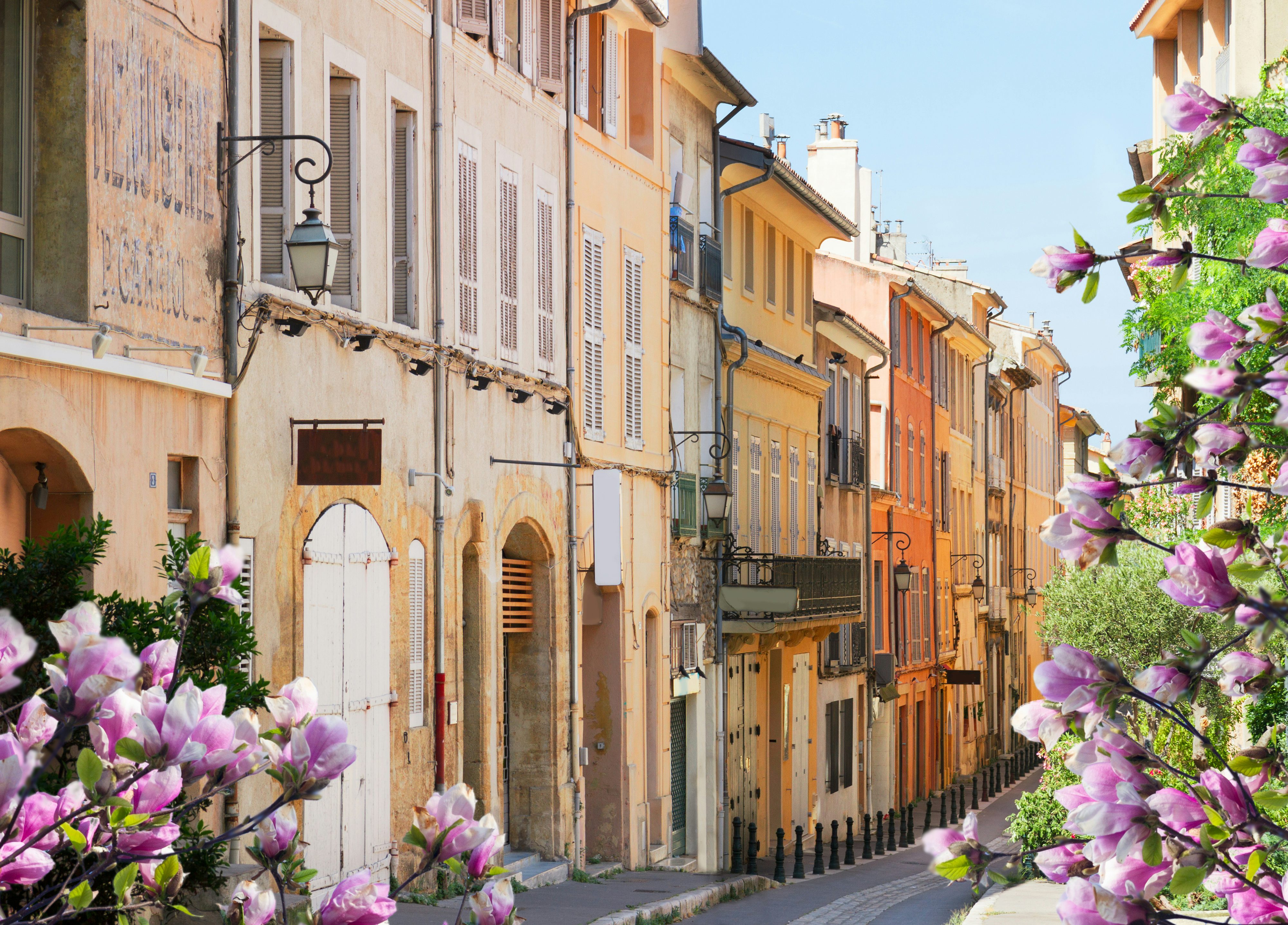 la tour d'aigues aix en provence