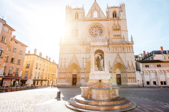 Private walking tour of the old Lyon district
