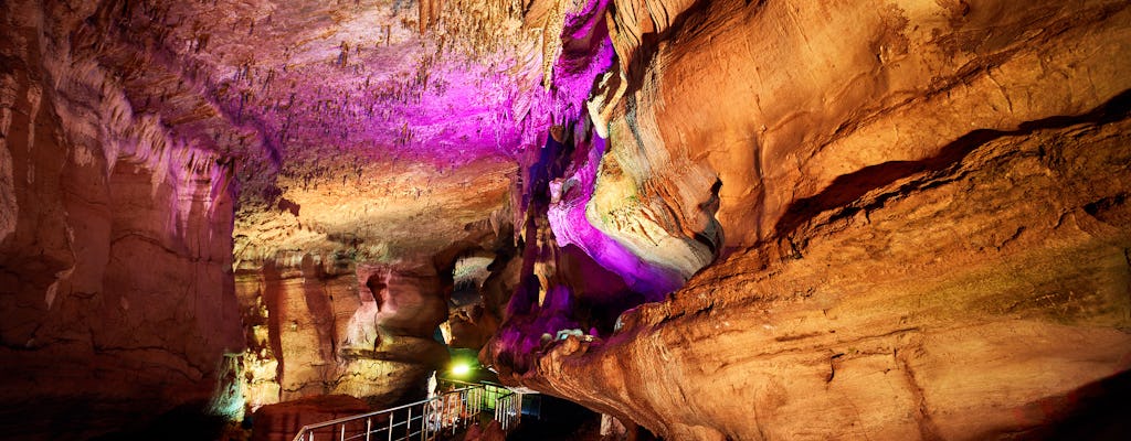 Visite privée de la grotte Sataplia et du canyon Okace au départ de Tbilissi