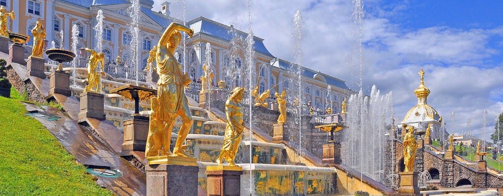 Peterhof-tour met terugreis naar St. Petersburg per draagvleugelboot