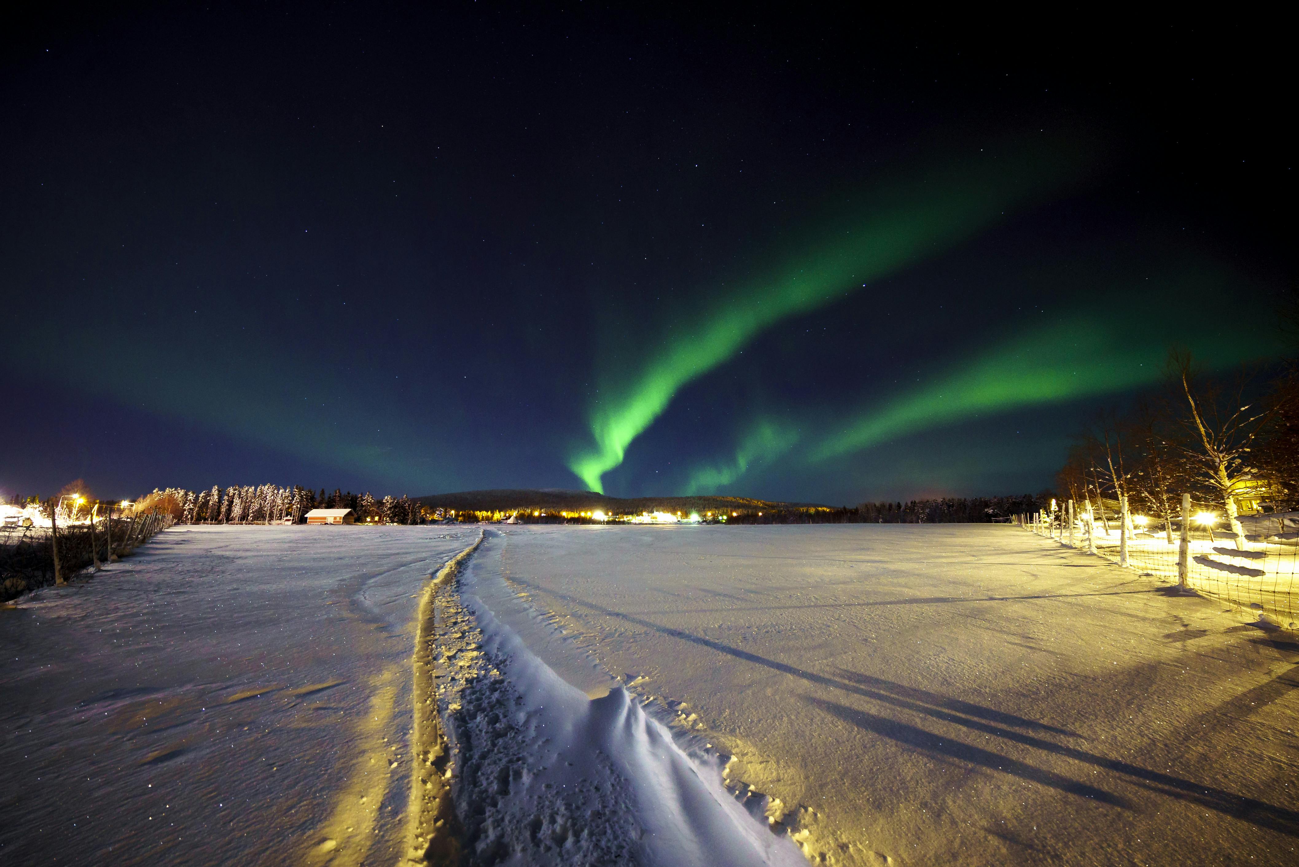 Northern Lights Snowmobile Tour