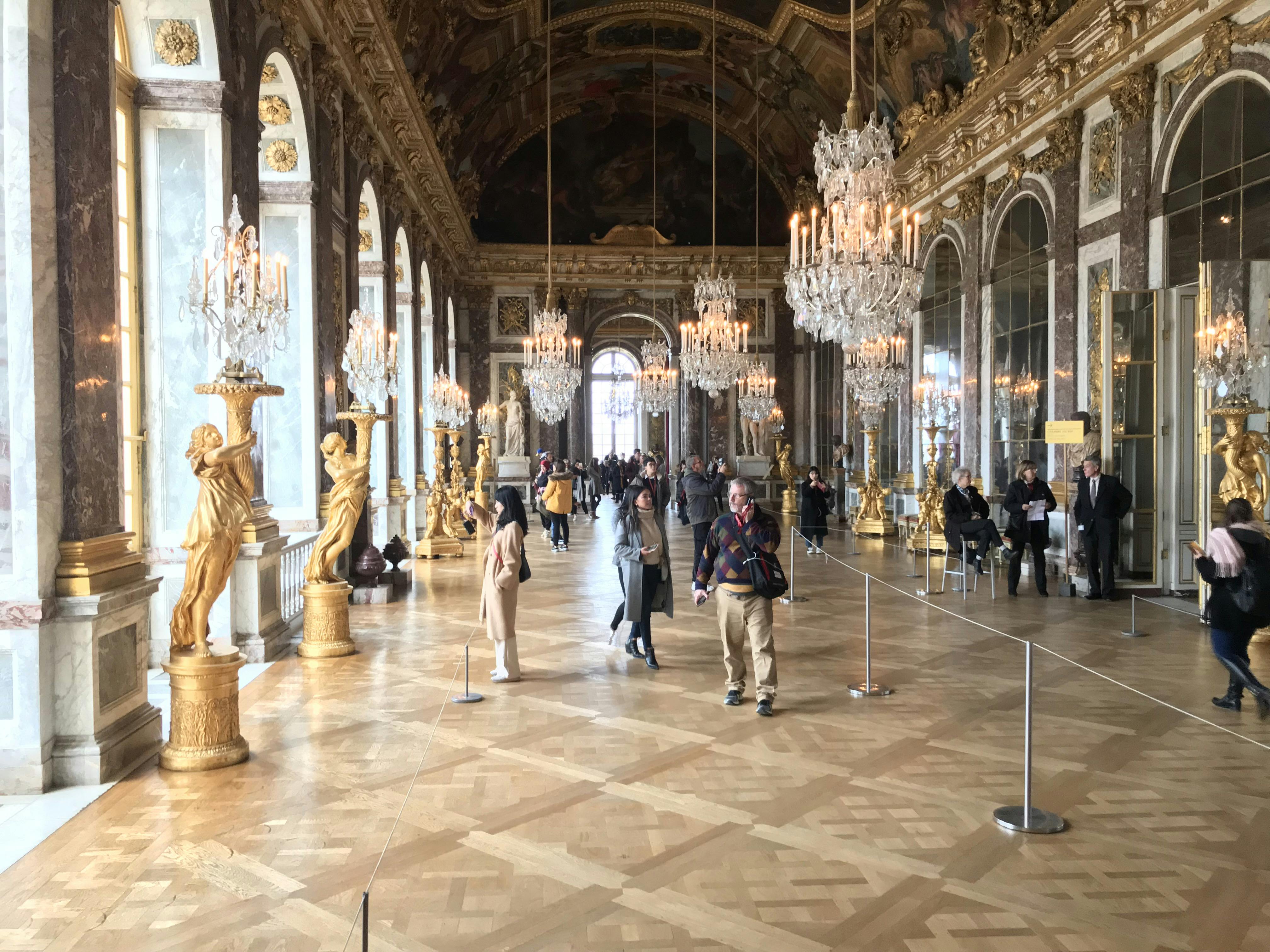 Excursión de medio día a Versalles con transporte, acceso sin colas y audioguía