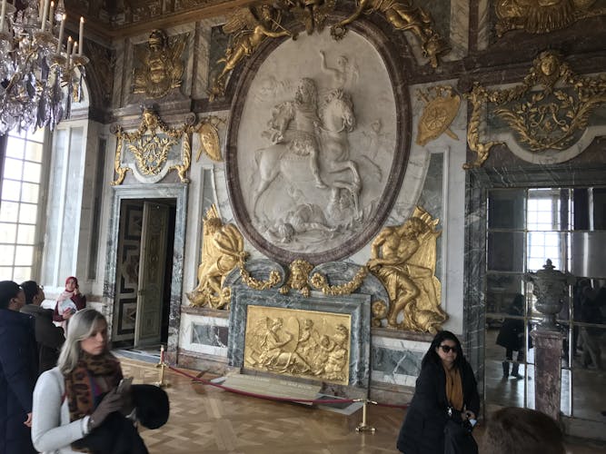 Half-day trip in Versailles with transportation, skip-the-line access and audioguide