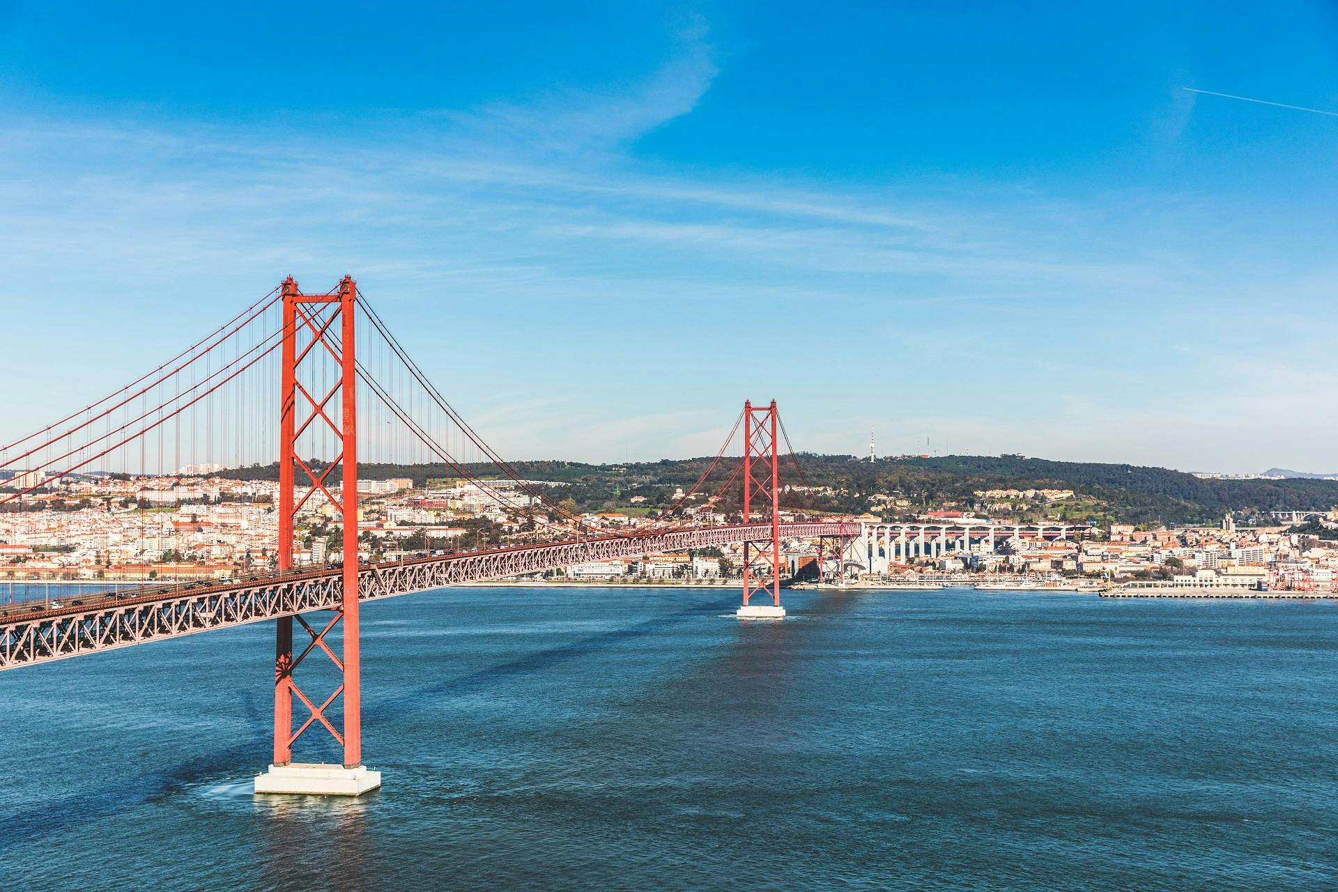 Puente 25 de Abril