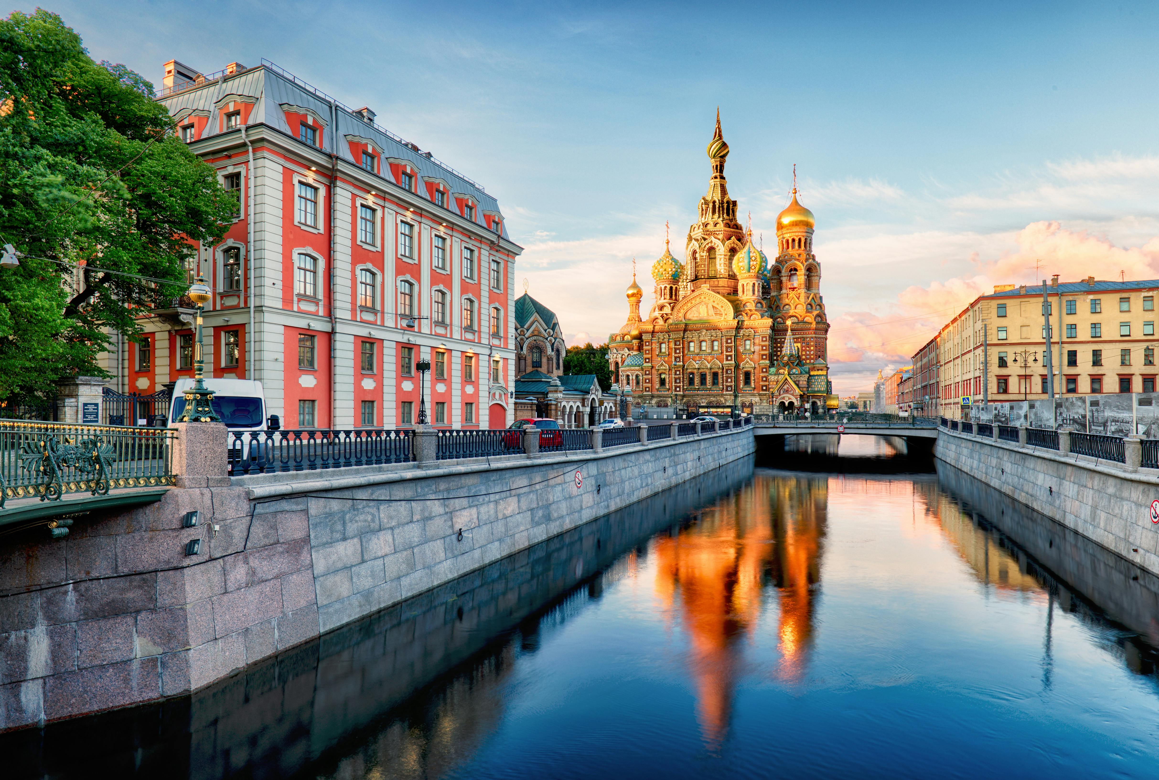 Тур поездка спб. Санкт-Петербург. Храм Спаса-на-крови Санкт-Петербург. Питер в августе. Обзорная экскурсия по Санкт-Петербургу.