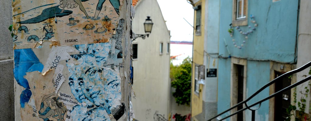 Paseo de descubrimiento autoguiado en Alfama y Graça de Lisboa