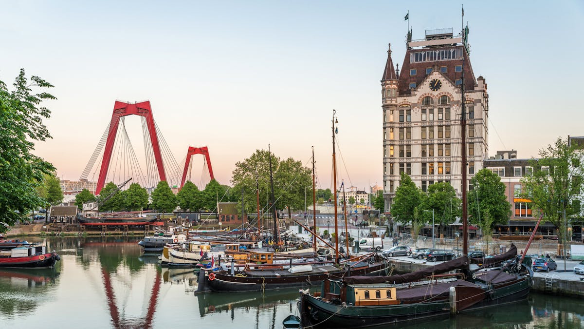 Zelf begeleide Discovery Walk van Rotterdam&apos;s attracties en geheimen