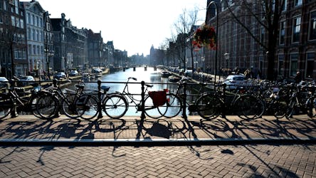 Self-guided Discovery Walk in Amsterdam’s center through the eyes of a local