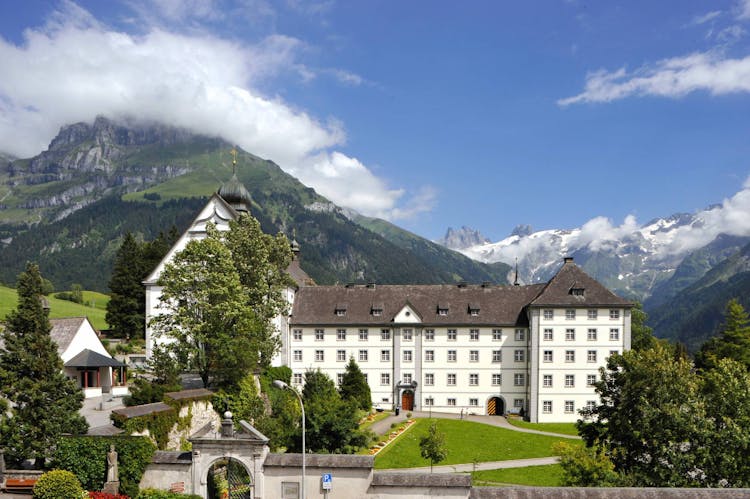 1-day tour to Lucerne and Engelberg from Zurich