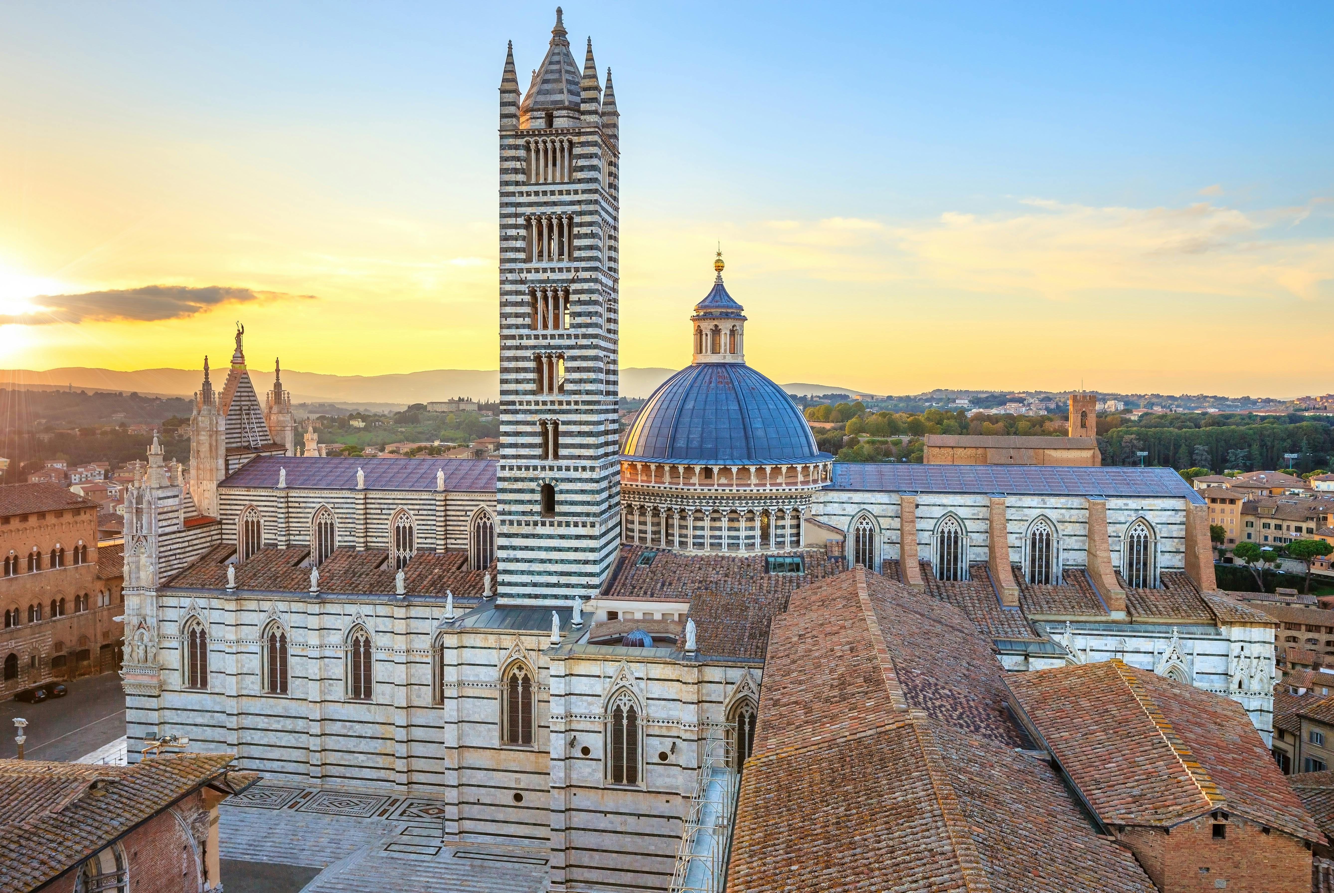 Viagem de um dia por Pisa, San Gimignano, Siena e Chianti com almoço