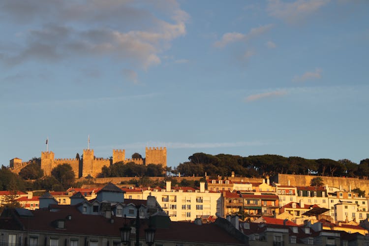 Old Lisbon tour to Alfama and São Jorge Castle