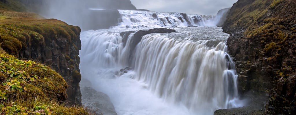 Tour del Golden Circle e laguna segreta