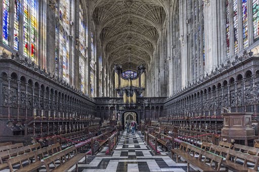 Cambridge_-_King's_Chapel_-_stalles.jpg