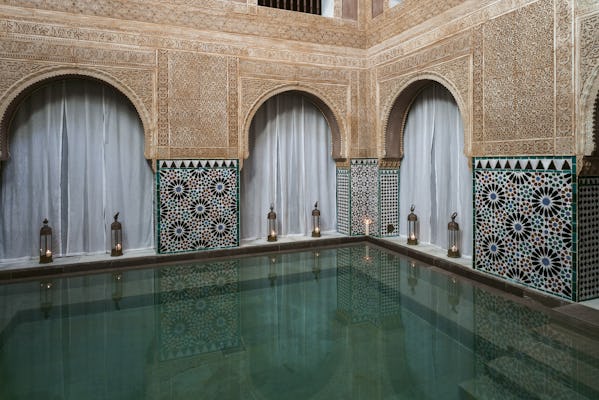 Experiência de banhos árabes no Hammam Al Andalus de Málaga