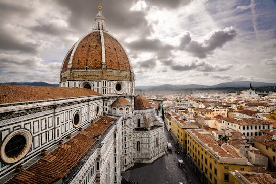 Экскурсия по Флоренции с привидениями: Игра по исследованию города Данте