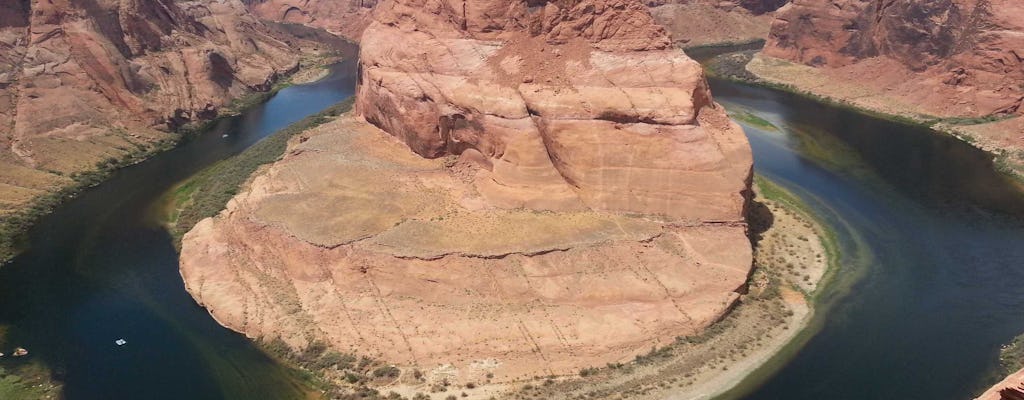 Antelope Canyon, Lake Powell and Horseshoe Bend 2 day private tour