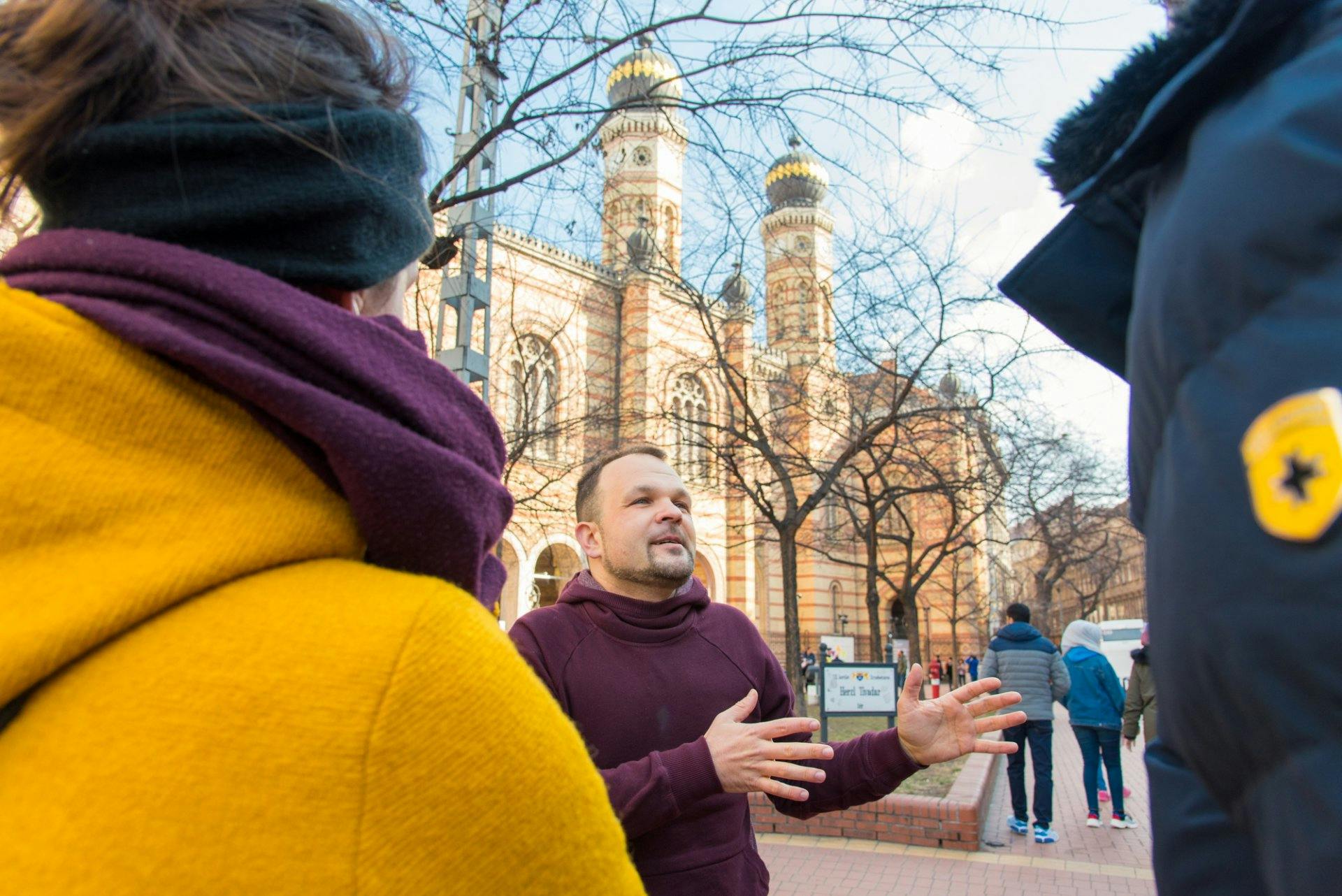 Jewish Budapest tour with a historian