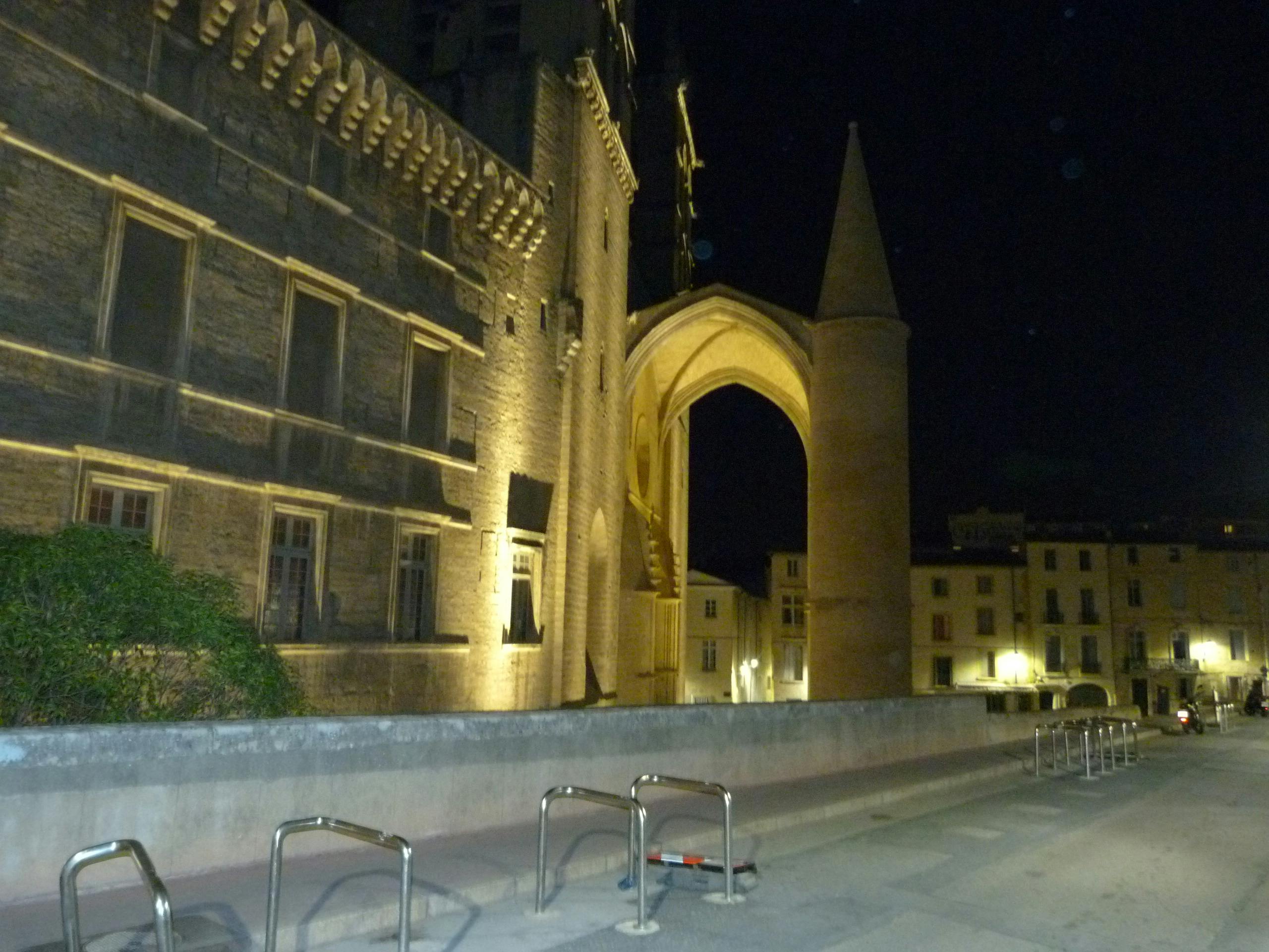 place 10 street Cathedral.JPG