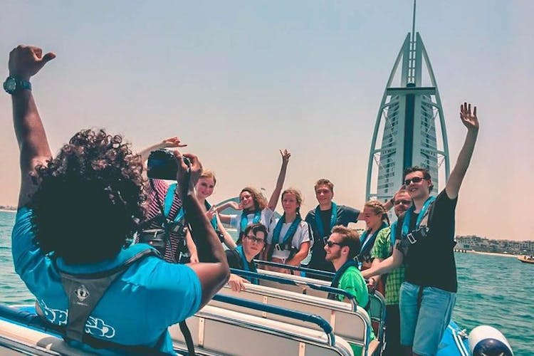1.5-hour speedboat sightseeing tour from Dubai Marina