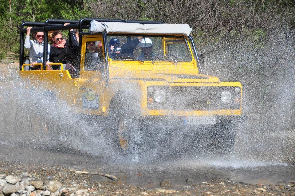Safari samochodem z napędem 4x4 z Fethiye do wąwozu Saklıkent i nad wodospad Selalasi