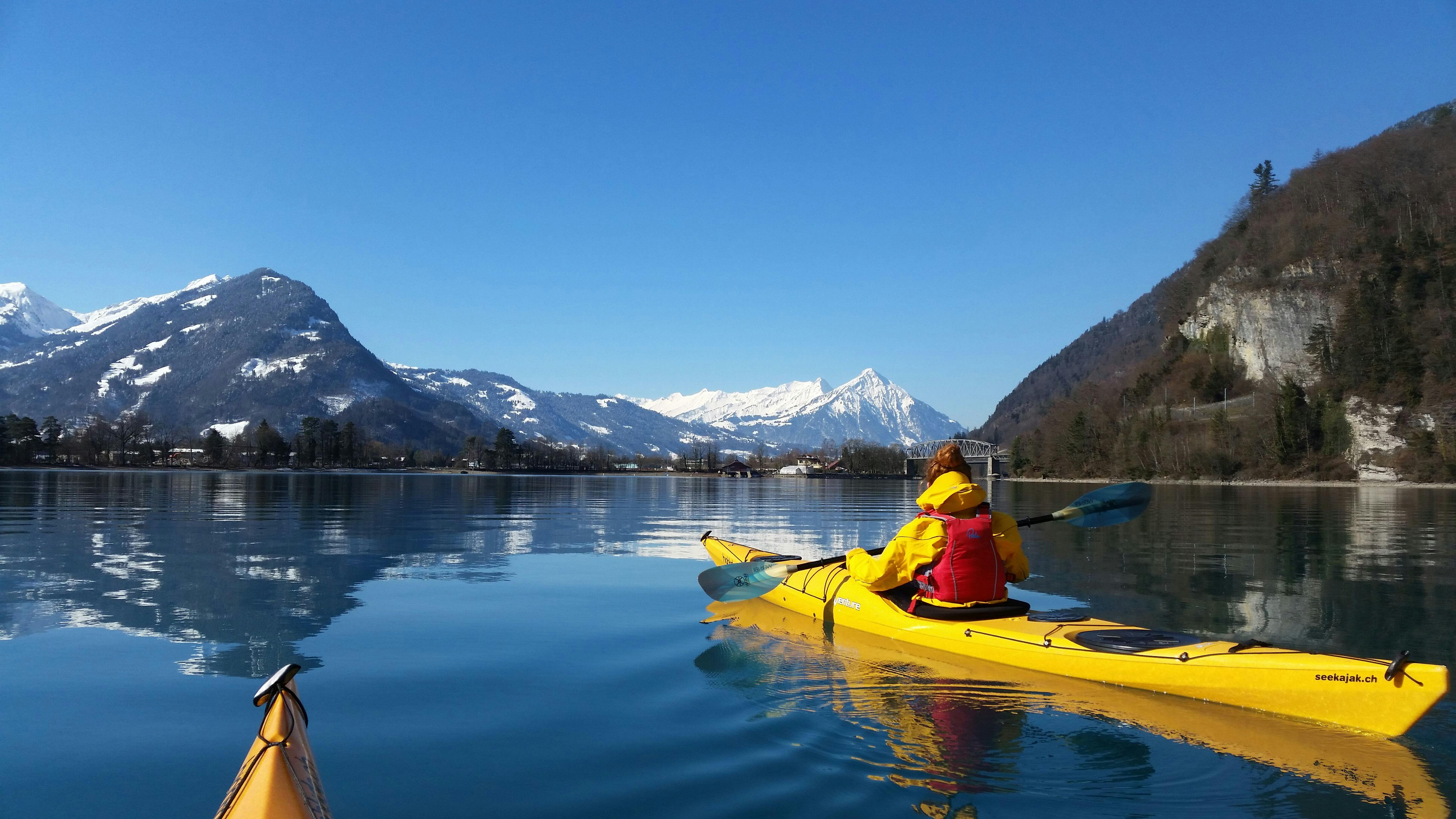Kayak Tour of the Turquoise Lake Brienz