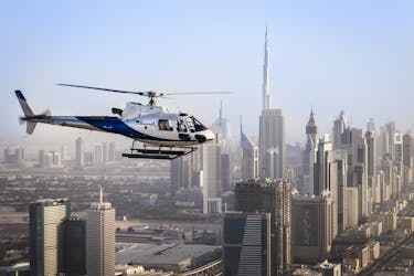 Paseo en helicóptero de 12 minutos por Dubái