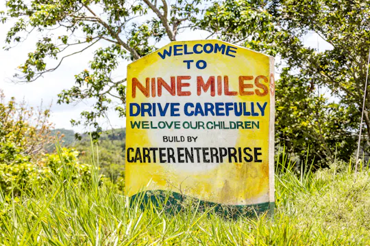 Dunn's River Falls und Nine Miles Tour