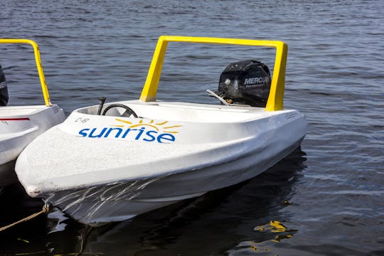 Speedboat Explorer