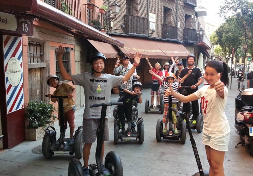 Passeio de scooter com balanceamento de Botín em Madri