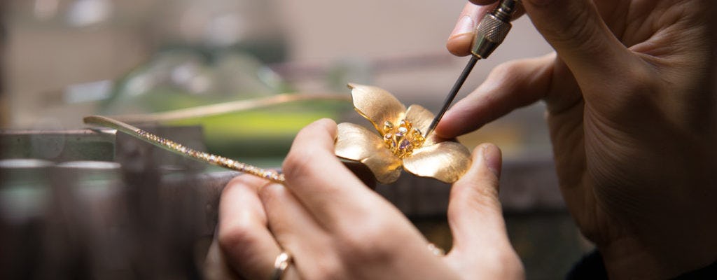 Jewelry workshop with a local goldsmith in Jesi