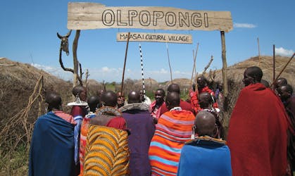 Visita à vila de Olpopongi Maasai pelo Kilimanjaro