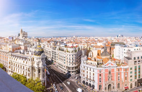 Giro turistico in monopattino elettrico a Madrid