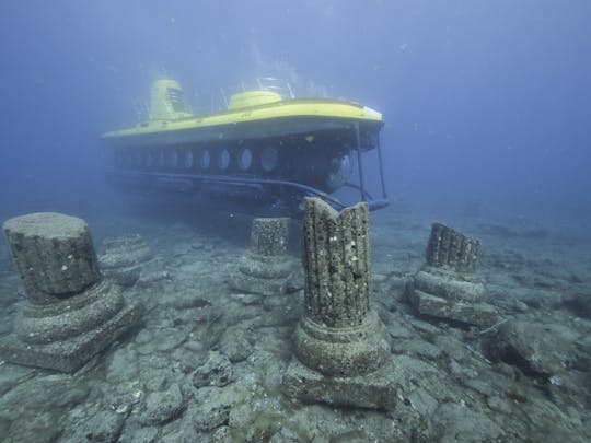 Mogan-tur med en gul ubåt
