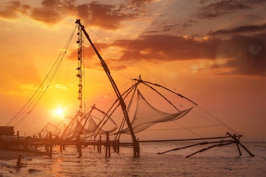 Crociera al tramonto a Kochi