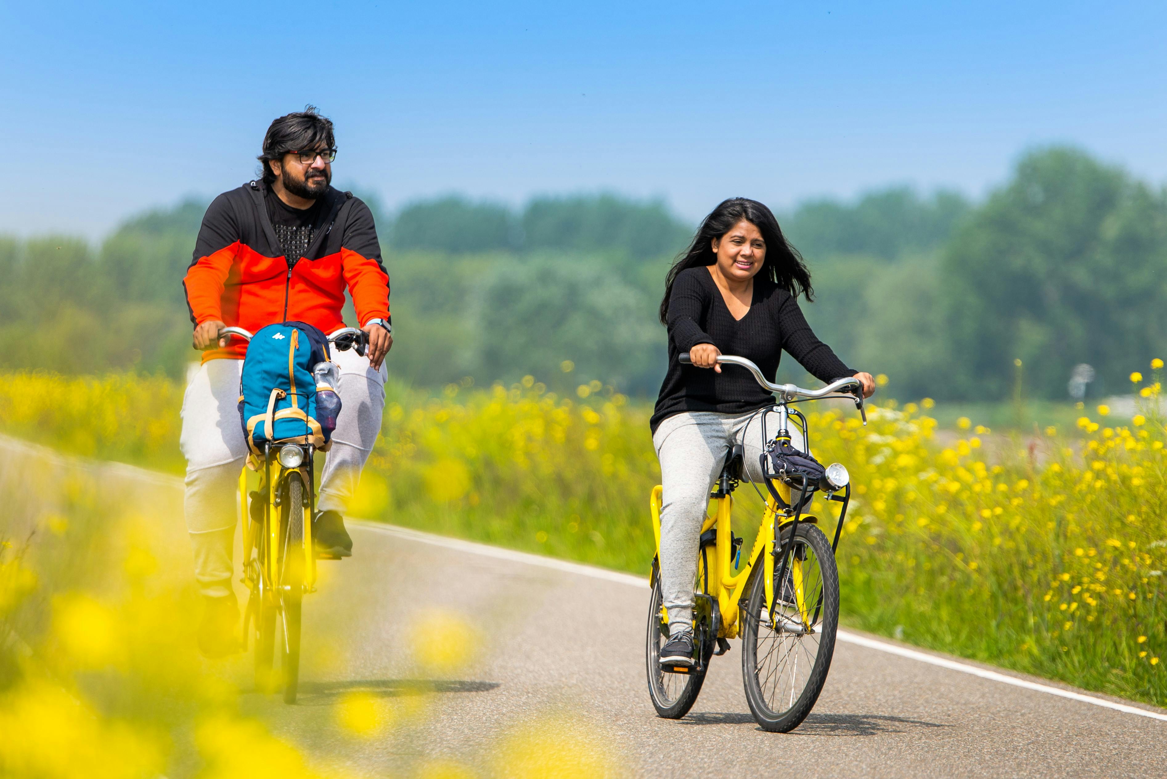 yellow-bike-waterland-0990_48635394381_o.jpg