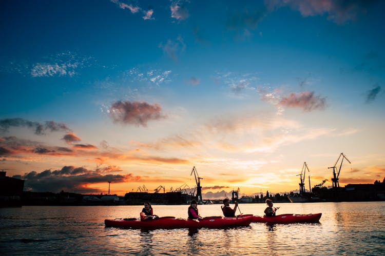 Guided sunset kayak tour of Gdansk