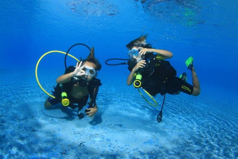 Cours de plongée sous-marine pour enfants de 8-12 ans avec Rubicon Scuba Ranger