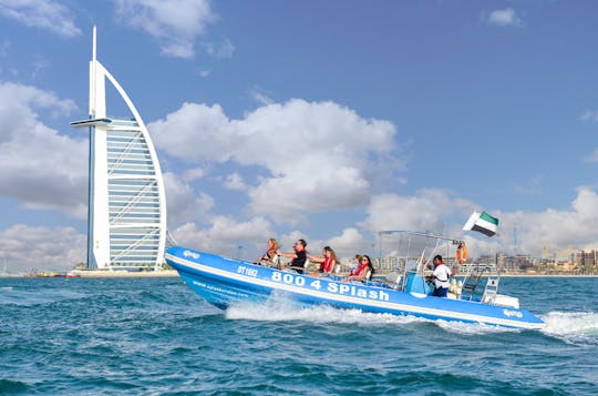 1,5 uur durende speedboot sightseeingtour vanuit Dubai Marina