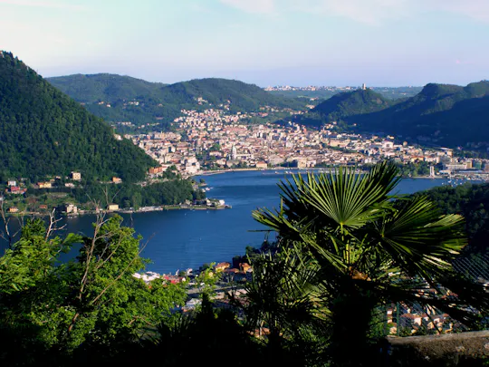 Lugano e Como com passeio de barco no Lago Lugano