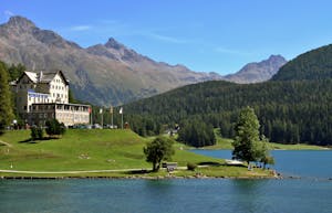 Lake Como image