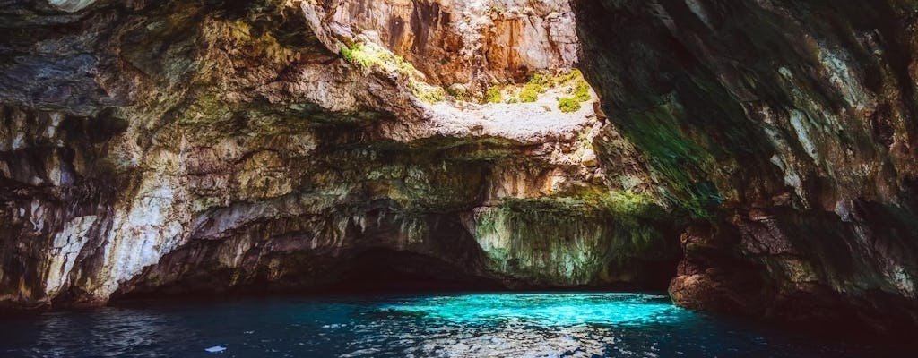 Grottes marines de Polignano depuis les Pouilles centrales