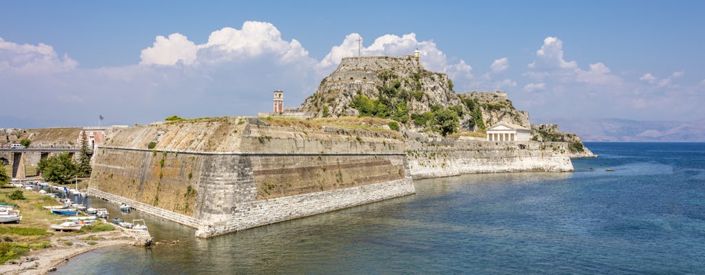Corfu-stad per boot