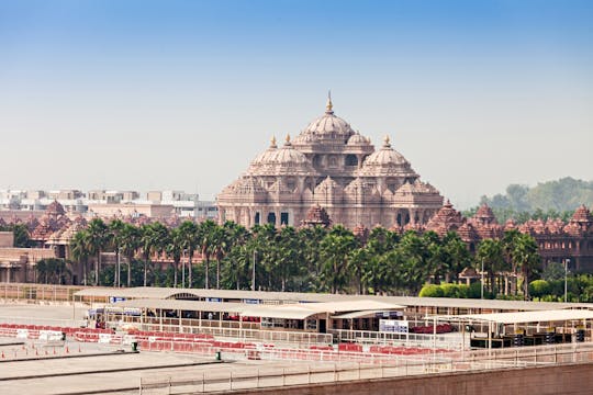 Half-day Swaminarayan Akshardham temple tour